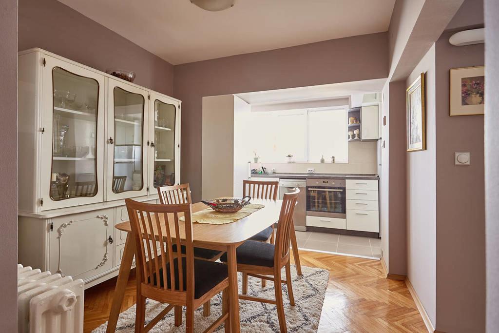 Spacious Modern Apartment In Peaceful Neighborhood Szkopje Kültér fotó